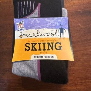 SMARTWOOL ski skiing snowboard wool socks NEW NWT Size Women’s Medium